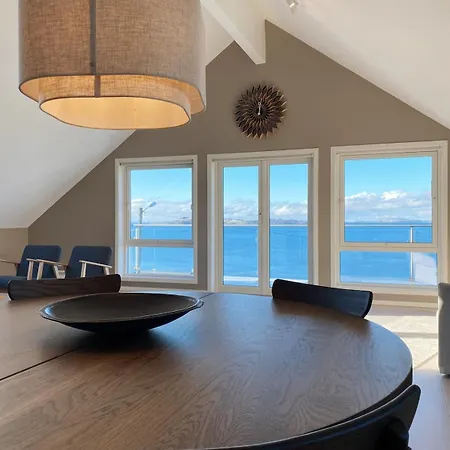 Apartment Pulpit Rock - With Balcony & Amazing Views Jorpeland