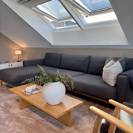 Pulpit Rock - With Balcony & Amazing Views Apartamento Jørpeland